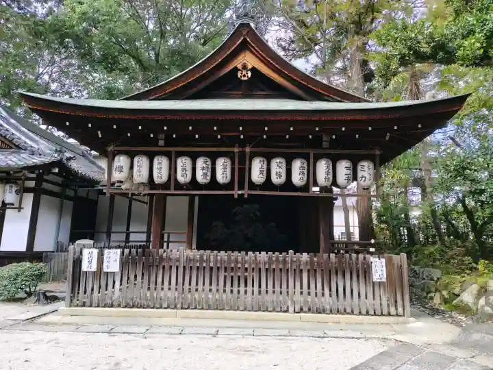 岡崎神社の{uncategorized: "未分類", other: "その他", undefined: "問題あり", building: "その他建物", grave: "お墓", sacred_gate: "鳥居", guardian: "狛犬", statue: "像", buddha: "仏像", history: "歴史", nature: "自然", garden: "庭園", animal: "動物", pagoda: "塔", temizu: "手水舎", mountain_gate: "山門・神門", sanctuary: "本殿・本堂", subordinate: "末社・摂社", art: "芸術", scenery: "景色", jizo: "地蔵", ema: "絵馬", goshuin: "御朱印", omikuji: "おみくじ", items: "授与品その他", amulet: "お守り", goshuincho: "御朱印帳", eats: "食事", festival: "お祭り", votive_dance: "神楽", shichigosan: "七五三参", wedding: "結婚式", experience: "体験その他", initially: "初詣", around: "周辺", anti_infection: "感染症対策"}