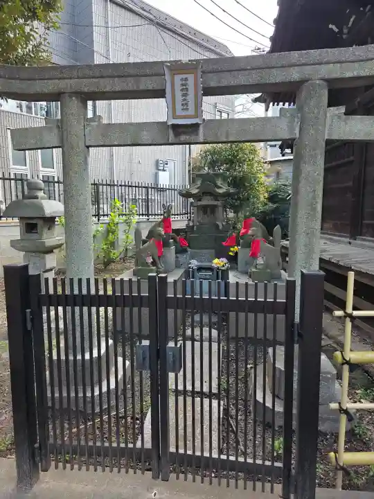 瀧泉寺(目黒不動尊)の{uncategorized: "未分類", other: "その他", undefined: "問題あり", building: "その他建物", grave: "お墓", sacred_gate: "鳥居", guardian: "狛犬", statue: "像", buddha: "仏像", history: "歴史", nature: "自然", garden: "庭園", animal: "動物", pagoda: "塔", temizu: "手水舎", mountain_gate: "山門・神門", sanctuary: "本殿・本堂", subordinate: "末社・摂社", art: "芸術", scenery: "景色", jizo: "地蔵", ema: "絵馬", goshuin: "御朱印", omikuji: "おみくじ", items: "授与品その他", amulet: "お守り", goshuincho: "御朱印帳", eats: "食事", festival: "お祭り", votive_dance: "神楽", shichigosan: "七五三参", wedding: "結婚式", experience: "体験その他", initially: "初詣", around: "周辺", anti_infection: "感染症対策"}