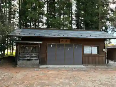 小林瀧尾神社の{uncategorized: "未分類", other: "その他", undefined: "問題あり", building: "その他建物", grave: "お墓", sacred_gate: "鳥居", guardian: "狛犬", statue: "像", buddha: "仏像", history: "歴史", nature: "自然", garden: "庭園", animal: "動物", pagoda: "塔", temizu: "手水舎", mountain_gate: "山門・神門", sanctuary: "本殿・本堂", subordinate: "末社・摂社", art: "芸術", scenery: "景色", jizo: "地蔵", ema: "絵馬", goshuin: "御朱印", omikuji: "おみくじ", items: "授与品その他", amulet: "お守り", goshuincho: "御朱印帳", eats: "食事", festival: "お祭り", votive_dance: "神楽", shichigosan: "七五三参", wedding: "結婚式", experience: "体験その他", initially: "初詣", around: "周辺", anti_infection: "感染症対策"}