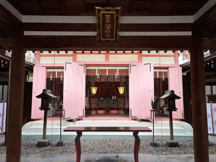 筒井八幡神社の{uncategorized: "未分類", other: "その他", undefined: "問題あり", building: "その他建物", grave: "お墓", sacred_gate: "鳥居", guardian: "狛犬", statue: "像", buddha: "仏像", history: "歴史", nature: "自然", garden: "庭園", animal: "動物", pagoda: "塔", temizu: "手水舎", mountain_gate: "山門・神門", sanctuary: "本殿・本堂", subordinate: "末社・摂社", art: "芸術", scenery: "景色", jizo: "地蔵", ema: "絵馬", goshuin: "御朱印", omikuji: "おみくじ", items: "授与品その他", amulet: "お守り", goshuincho: "御朱印帳", eats: "食事", festival: "お祭り", votive_dance: "神楽", shichigosan: "七五三参", wedding: "結婚式", experience: "体験その他", initially: "初詣", around: "周辺", anti_infection: "感染症対策"}