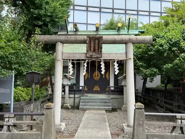 神田神社(神田明神)の{uncategorized: "未分類", other: "その他", undefined: "問題あり", building: "その他建物", grave: "お墓", sacred_gate: "鳥居", guardian: "狛犬", statue: "像", buddha: "仏像", history: "歴史", nature: "自然", garden: "庭園", animal: "動物", pagoda: "塔", temizu: "手水舎", mountain_gate: "山門・神門", sanctuary: "本殿・本堂", subordinate: "末社・摂社", art: "芸術", scenery: "景色", jizo: "地蔵", ema: "絵馬", goshuin: "御朱印", omikuji: "おみくじ", items: "授与品その他", amulet: "お守り", goshuincho: "御朱印帳", eats: "食事", festival: "お祭り", votive_dance: "神楽", shichigosan: "七五三参", wedding: "結婚式", experience: "体験その他", initially: "初詣", around: "周辺", anti_infection: "感染症対策"}