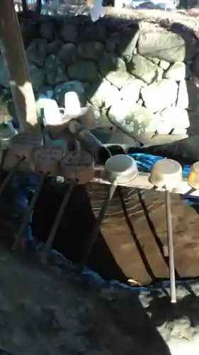 明建神社の手水舎