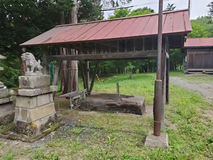勝山神社の手水舎