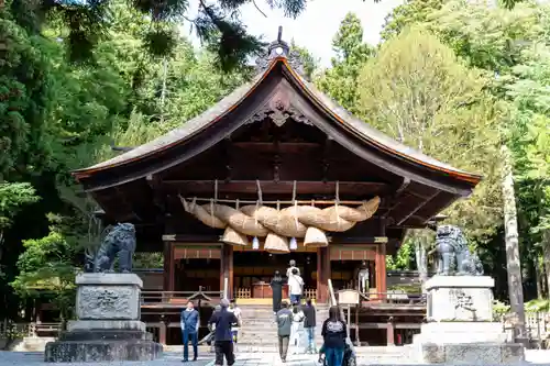 諏訪大社下社秋宮(長野県)