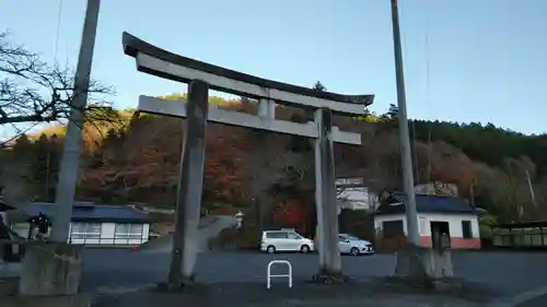 霊山神社の鳥居