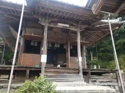 養老寺の本殿・本堂
