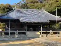 春日神社の{uncategorized: "未分類", other: "その他", undefined: "問題あり", building: "その他建物", grave: "お墓", sacred_gate: "鳥居", guardian: "狛犬", statue: "像", buddha: "仏像", history: "歴史", nature: "自然", garden: "庭園", animal: "動物", pagoda: "塔", temizu: "手水舎", mountain_gate: "山門・神門", sanctuary: "本殿・本堂", subordinate: "末社・摂社", art: "芸術", scenery: "景色", jizo: "地蔵", ema: "絵馬", goshuin: "御朱印", omikuji: "おみくじ", items: "授与品その他", amulet: "お守り", goshuincho: "御朱印帳", eats: "食事", festival: "お祭り", votive_dance: "神楽", shichigosan: "七五三参", wedding: "結婚式", experience: "体験その他", initially: "初詣", around: "周辺", anti_infection: "感染症対策"}
