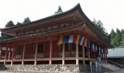 比叡山延暦寺の本殿・本堂