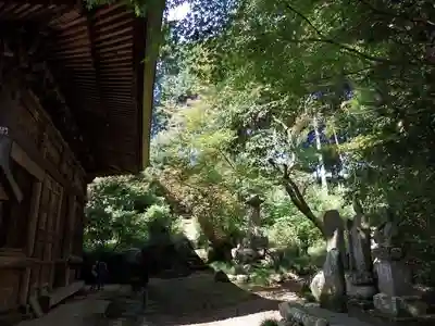 岩之上堂のその他建物