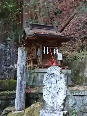 甲斐駒ヶ岳神社の仏像