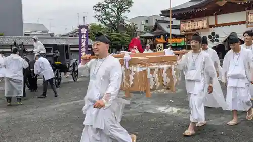北野神社御旅所・神輿岡神社（北野天満宮境外末社）(京都府)