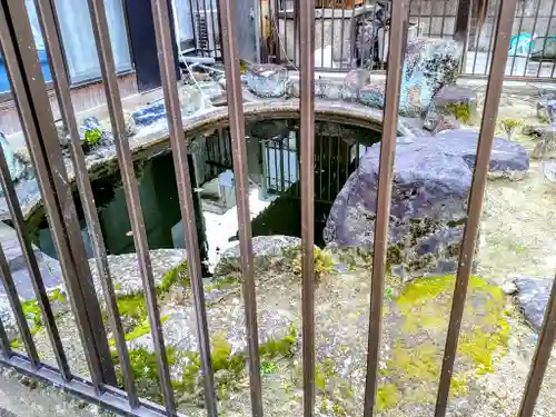 松山神社の庭園