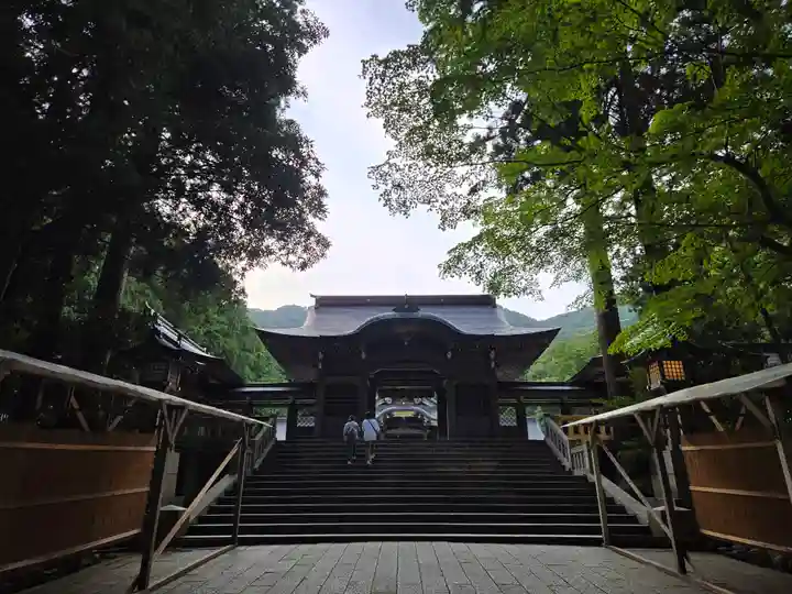 彌彦神社(新潟県)