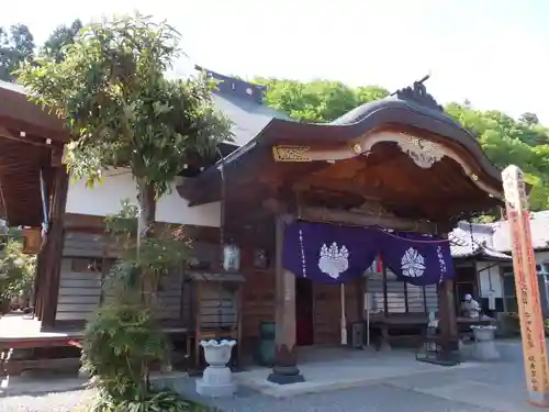 大慈寺の本殿・本堂