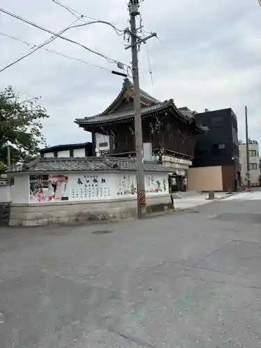 桑名宗社（春日神社）の{uncategorized: "未分類", other: "その他", undefined: "問題あり", building: "その他建物", grave: "お墓", sacred_gate: "鳥居", guardian: "狛犬", statue: "像", buddha: "仏像", history: "歴史", nature: "自然", garden: "庭園", animal: "動物", pagoda: "塔", temizu: "手水舎", mountain_gate: "山門・神門", sanctuary: "本殿・本堂", subordinate: "末社・摂社", art: "芸術", scenery: "景色", jizo: "地蔵", ema: "絵馬", goshuin: "御朱印", omikuji: "おみくじ", items: "授与品その他", amulet: "お守り", goshuincho: "御朱印帳", eats: "食事", festival: "お祭り", votive_dance: "神楽", shichigosan: "七五三参", wedding: "結婚式", experience: "体験その他", initially: "初詣", around: "周辺", anti_infection: "感染症対策"}
