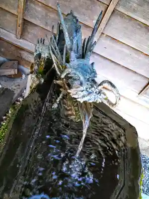 法圓寺の手水舎