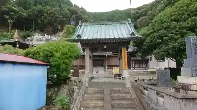 日蓮宗 法雲寺の山門・神門