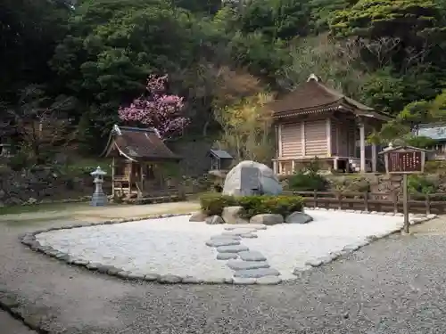 日御碕神社の庭園