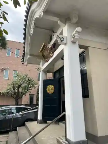 法徳寺の{uncategorized: "未分類", other: "その他", undefined: "問題あり", building: "その他建物", grave: "お墓", sacred_gate: "鳥居", guardian: "狛犬", statue: "像", buddha: "仏像", history: "歴史", nature: "自然", garden: "庭園", animal: "動物", pagoda: "塔", temizu: "手水舎", mountain_gate: "山門・神門", sanctuary: "本殿・本堂", subordinate: "末社・摂社", art: "芸術", scenery: "景色", jizo: "地蔵", ema: "絵馬", goshuin: "御朱印", omikuji: "おみくじ", items: "授与品その他", amulet: "お守り", goshuincho: "御朱印帳", eats: "食事", festival: "お祭り", votive_dance: "神楽", shichigosan: "七五三参", wedding: "結婚式", experience: "体験その他", initially: "初詣", around: "周辺", anti_infection: "感染症対策"}