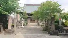 称念寺の本殿