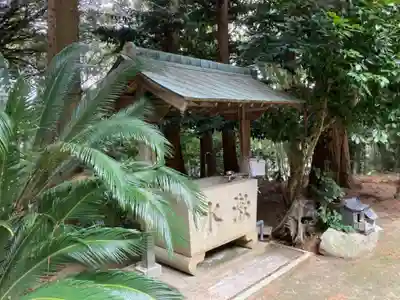 三嶋神社の手水舎