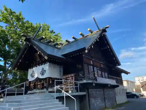 札幌諏訪神社の本殿・本堂