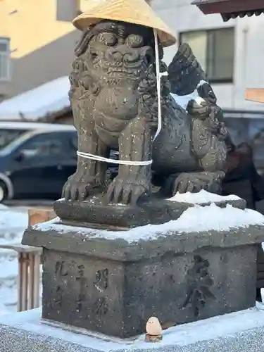 札幌諏訪神社の狛犬