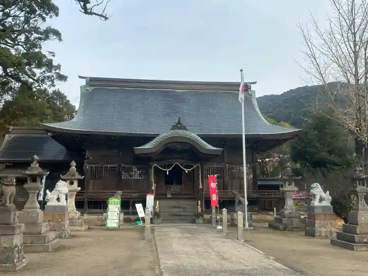 與止日女神社の{uncategorized: "未分類", other: "その他", undefined: "問題あり", building: "その他建物", grave: "お墓", sacred_gate: "鳥居", guardian: "狛犬", statue: "像", buddha: "仏像", history: "歴史", nature: "自然", garden: "庭園", animal: "動物", pagoda: "塔", temizu: "手水舎", mountain_gate: "山門・神門", sanctuary: "本殿・本堂", subordinate: "末社・摂社", art: "芸術", scenery: "景色", jizo: "地蔵", ema: "絵馬", goshuin: "御朱印", omikuji: "おみくじ", items: "授与品その他", amulet: "お守り", goshuincho: "御朱印帳", eats: "食事", festival: "お祭り", votive_dance: "神楽", shichigosan: "七五三参", wedding: "結婚式", experience: "体験その他", initially: "初詣", around: "周辺", anti_infection: "感染症対策"}