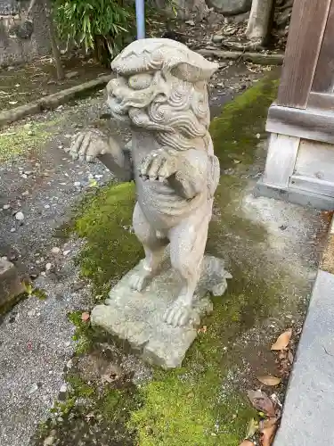 鎮西大社諏訪神社の{uncategorized: "未分類", other: "その他", undefined: "問題あり", building: "その他建物", grave: "お墓", sacred_gate: "鳥居", guardian: "狛犬", statue: "像", buddha: "仏像", history: "歴史", nature: "自然", garden: "庭園", animal: "動物", pagoda: "塔", temizu: "手水舎", mountain_gate: "山門・神門", sanctuary: "本殿・本堂", subordinate: "末社・摂社", art: "芸術", scenery: "景色", jizo: "地蔵", ema: "絵馬", goshuin: "御朱印", omikuji: "おみくじ", items: "授与品その他", amulet: "お守り", goshuincho: "御朱印帳", eats: "食事", festival: "お祭り", votive_dance: "神楽", shichigosan: "七五三参", wedding: "結婚式", experience: "体験その他", initially: "初詣", around: "周辺", anti_infection: "感染症対策"}