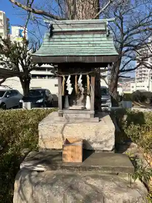 お亀明神社の{uncategorized: "未分類", other: "その他", undefined: "問題あり", building: "その他建物", grave: "お墓", sacred_gate: "鳥居", guardian: "狛犬", statue: "像", buddha: "仏像", history: "歴史", nature: "自然", garden: "庭園", animal: "動物", pagoda: "塔", temizu: "手水舎", mountain_gate: "山門・神門", sanctuary: "本殿・本堂", subordinate: "末社・摂社", art: "芸術", scenery: "景色", jizo: "地蔵", ema: "絵馬", goshuin: "御朱印", omikuji: "おみくじ", items: "授与品その他", amulet: "お守り", goshuincho: "御朱印帳", eats: "食事", festival: "お祭り", votive_dance: "神楽", shichigosan: "七五三参", wedding: "結婚式", experience: "体験その他", initially: "初詣", around: "周辺", anti_infection: "感染症対策"}