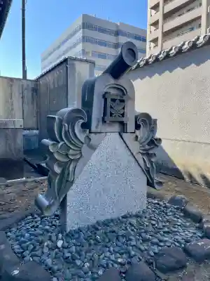 蓮慶寺の{uncategorized: "未分類", other: "その他", undefined: "問題あり", building: "その他建物", grave: "お墓", sacred_gate: "鳥居", guardian: "狛犬", statue: "像", buddha: "仏像", history: "歴史", nature: "自然", garden: "庭園", animal: "動物", pagoda: "塔", temizu: "手水舎", mountain_gate: "山門・神門", sanctuary: "本殿・本堂", subordinate: "末社・摂社", art: "芸術", scenery: "景色", jizo: "地蔵", ema: "絵馬", goshuin: "御朱印", omikuji: "おみくじ", items: "授与品その他", amulet: "お守り", goshuincho: "御朱印帳", eats: "食事", festival: "お祭り", votive_dance: "神楽", shichigosan: "七五三参", wedding: "結婚式", experience: "体験その他", initially: "初詣", around: "周辺", anti_infection: "感染症対策"}