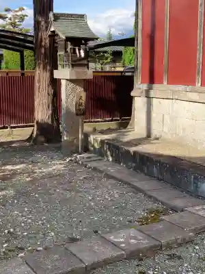 氷鉋斗賣神社の{uncategorized: "未分類", other: "その他", undefined: "問題あり", building: "その他建物", grave: "お墓", sacred_gate: "鳥居", guardian: "狛犬", statue: "像", buddha: "仏像", history: "歴史", nature: "自然", garden: "庭園", animal: "動物", pagoda: "塔", temizu: "手水舎", mountain_gate: "山門・神門", sanctuary: "本殿・本堂", subordinate: "末社・摂社", art: "芸術", scenery: "景色", jizo: "地蔵", ema: "絵馬", goshuin: "御朱印", omikuji: "おみくじ", items: "授与品その他", amulet: "お守り", goshuincho: "御朱印帳", eats: "食事", festival: "お祭り", votive_dance: "神楽", shichigosan: "七五三参", wedding: "結婚式", experience: "体験その他", initially: "初詣", around: "周辺", anti_infection: "感染症対策"}
