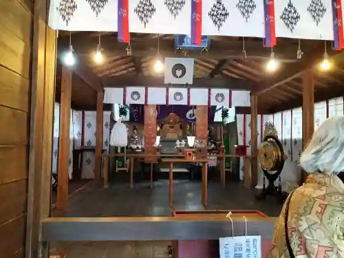 春日神社（茄子作）の本殿