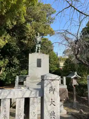 和泉國一之宮　大鳥大社の{uncategorized: "未分類", other: "その他", undefined: "問題あり", building: "その他建物", grave: "お墓", sacred_gate: "鳥居", guardian: "狛犬", statue: "像", buddha: "仏像", history: "歴史", nature: "自然", garden: "庭園", animal: "動物", pagoda: "塔", temizu: "手水舎", mountain_gate: "山門・神門", sanctuary: "本殿・本堂", subordinate: "末社・摂社", art: "芸術", scenery: "景色", jizo: "地蔵", ema: "絵馬", goshuin: "御朱印", omikuji: "おみくじ", items: "授与品その他", amulet: "お守り", goshuincho: "御朱印帳", eats: "食事", festival: "お祭り", votive_dance: "神楽", shichigosan: "七五三参", wedding: "結婚式", experience: "体験その他", initially: "初詣", around: "周辺", anti_infection: "感染症対策"}