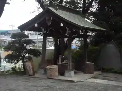 千草台杉山神社の手水舎