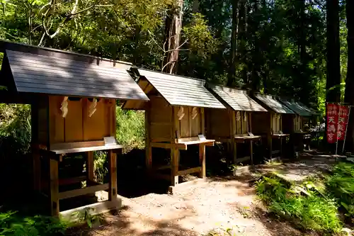 仁科神明宮の末社・摂社