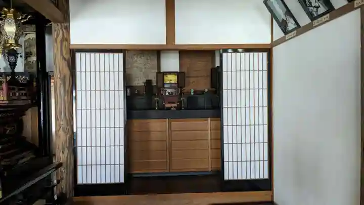 旧龍雲寺の本殿・本堂