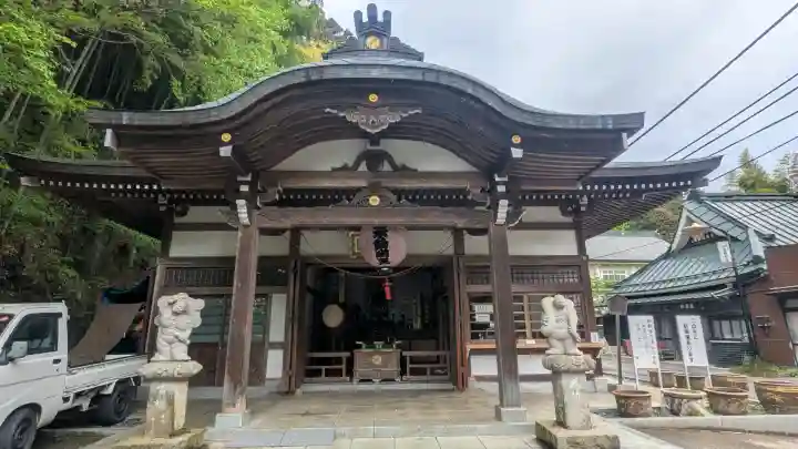 持寳院(多氣山不動尊)の{uncategorized: "未分類", other: "その他", undefined: "問題あり", building: "その他建物", grave: "お墓", sacred_gate: "鳥居", guardian: "狛犬", statue: "像", buddha: "仏像", history: "歴史", nature: "自然", garden: "庭園", animal: "動物", pagoda: "塔", temizu: "手水舎", mountain_gate: "山門・神門", sanctuary: "本殿・本堂", subordinate: "末社・摂社", art: "芸術", scenery: "景色", jizo: "地蔵", ema: "絵馬", goshuin: "御朱印", omikuji: "おみくじ", items: "授与品その他", amulet: "お守り", goshuincho: "御朱印帳", eats: "食事", festival: "お祭り", votive_dance: "神楽", shichigosan: "七五三参", wedding: "結婚式", experience: "体験その他", initially: "初詣", around: "周辺", anti_infection: "感染症対策"}
