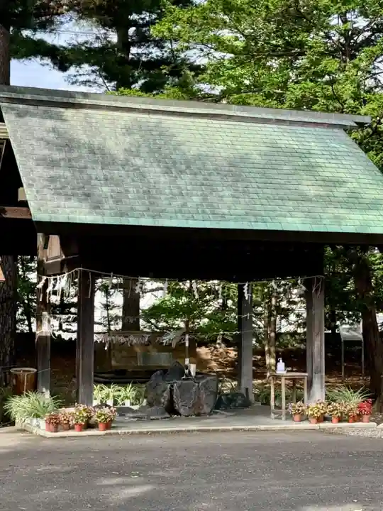 富良野神社の手水舎