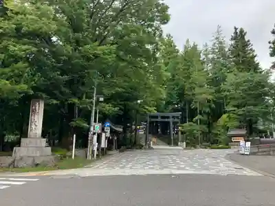 諏訪大社下社秋宮(長野県)