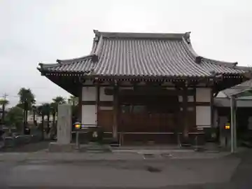 西願寺の本殿・本堂