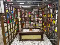 金井神社の{uncategorized: "未分類", other: "その他", undefined: "問題あり", building: "その他建物", grave: "お墓", sacred_gate: "鳥居", guardian: "狛犬", statue: "像", buddha: "仏像", history: "歴史", nature: "自然", garden: "庭園", animal: "動物", pagoda: "塔", temizu: "手水舎", mountain_gate: "山門・神門", sanctuary: "本殿・本堂", subordinate: "末社・摂社", art: "芸術", scenery: "景色", jizo: "地蔵", ema: "絵馬", goshuin: "御朱印", omikuji: "おみくじ", items: "授与品その他", amulet: "お守り", goshuincho: "御朱印帳", eats: "食事", festival: "お祭り", votive_dance: "神楽", shichigosan: "七五三参", wedding: "結婚式", experience: "体験その他", initially: "初詣", around: "周辺", anti_infection: "感染症対策"}