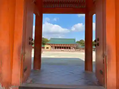 平安神宮の山門・神門