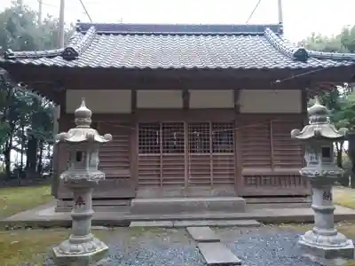 雁宮神社の本殿・本堂