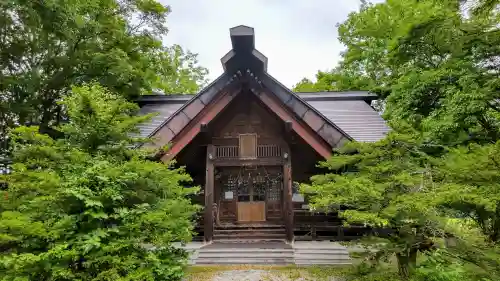 上士別神社の本殿