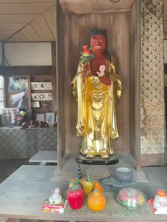 済興寺の{uncategorized: "未分類", other: "その他", undefined: "問題あり", building: "その他建物", grave: "お墓", sacred_gate: "鳥居", guardian: "狛犬", statue: "像", buddha: "仏像", history: "歴史", nature: "自然", garden: "庭園", animal: "動物", pagoda: "塔", temizu: "手水舎", mountain_gate: "山門・神門", sanctuary: "本殿・本堂", subordinate: "末社・摂社", art: "芸術", scenery: "景色", jizo: "地蔵", ema: "絵馬", goshuin: "御朱印", omikuji: "おみくじ", items: "授与品その他", amulet: "お守り", goshuincho: "御朱印帳", eats: "食事", festival: "お祭り", votive_dance: "神楽", shichigosan: "七五三参", wedding: "結婚式", experience: "体験その他", initially: "初詣", around: "周辺", anti_infection: "感染症対策"}