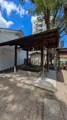 安居神社の手水舎