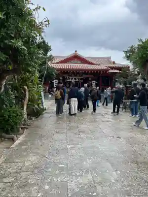 波上宮の{uncategorized: "未分類", other: "その他", undefined: "問題あり", building: "その他建物", grave: "お墓", sacred_gate: "鳥居", guardian: "狛犬", statue: "像", buddha: "仏像", history: "歴史", nature: "自然", garden: "庭園", animal: "動物", pagoda: "塔", temizu: "手水舎", mountain_gate: "山門・神門", sanctuary: "本殿・本堂", subordinate: "末社・摂社", art: "芸術", scenery: "景色", jizo: "地蔵", ema: "絵馬", goshuin: "御朱印", omikuji: "おみくじ", items: "授与品その他", amulet: "お守り", goshuincho: "御朱印帳", eats: "食事", festival: "お祭り", votive_dance: "神楽", shichigosan: "七五三参", wedding: "結婚式", experience: "体験その他", initially: "初詣", around: "周辺", anti_infection: "感染症対策"}