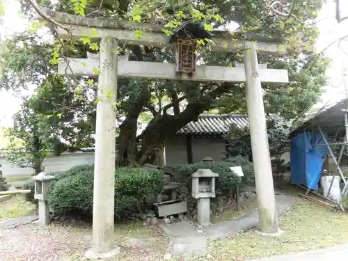 養源院の鳥居