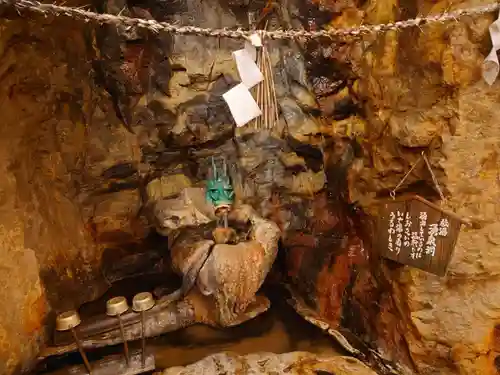 牟婁大辯才天の手水舎